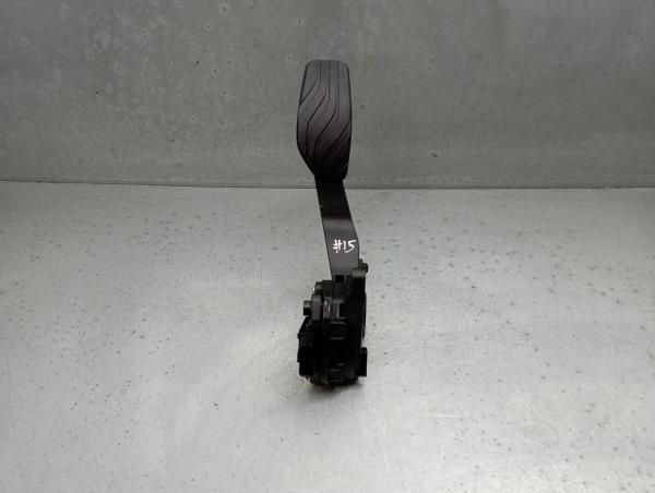 Pedal do acelerador NISSAN Qashqai II (J11)