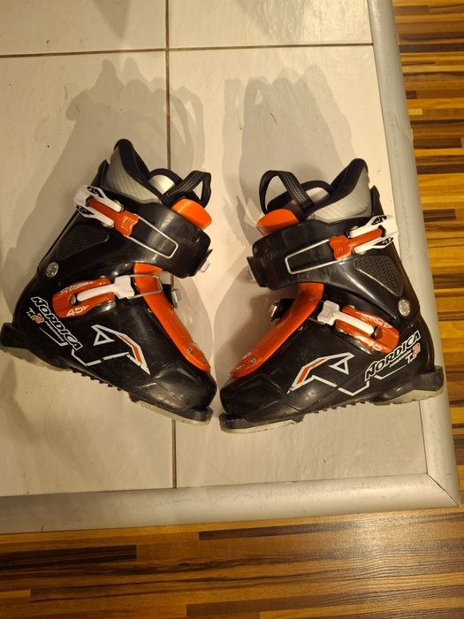 Buty narciarskie dziecie NORDICA T2