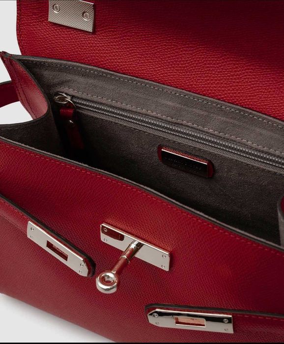 До 12.12 ц 8500 Новая сумка красного цвета Gianni Notaro. Италия