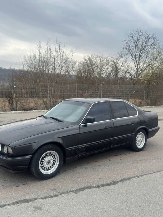 Продам Бмв е34 525