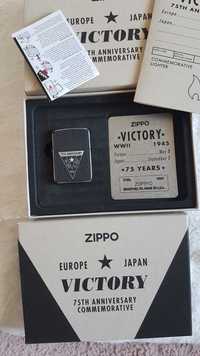 Zapalniczka Zippo VE/VJ 75th Anniversary Collectible