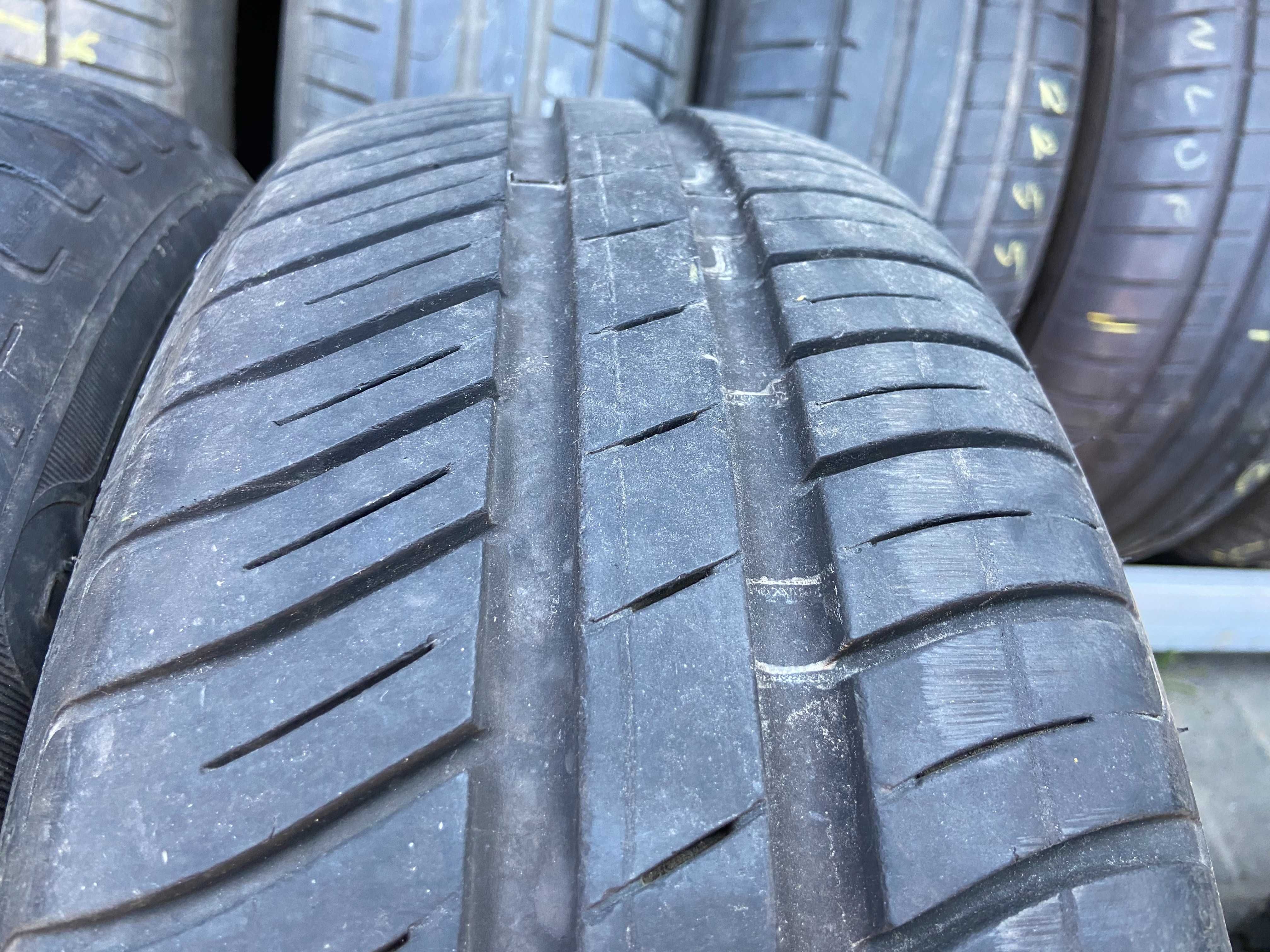 Dunlop Street Response 2 185/65r15 88T 6mm N7444