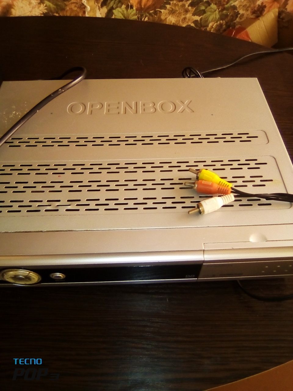 Тюнер OPENBOX,  телевізор 2