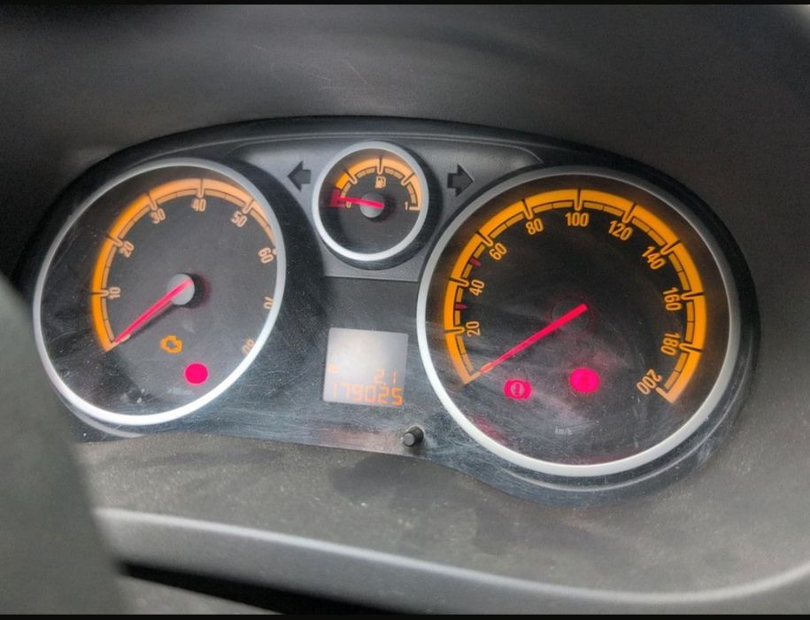 Opel Corsa D OPC line 1.4 16V 101PS 2010r