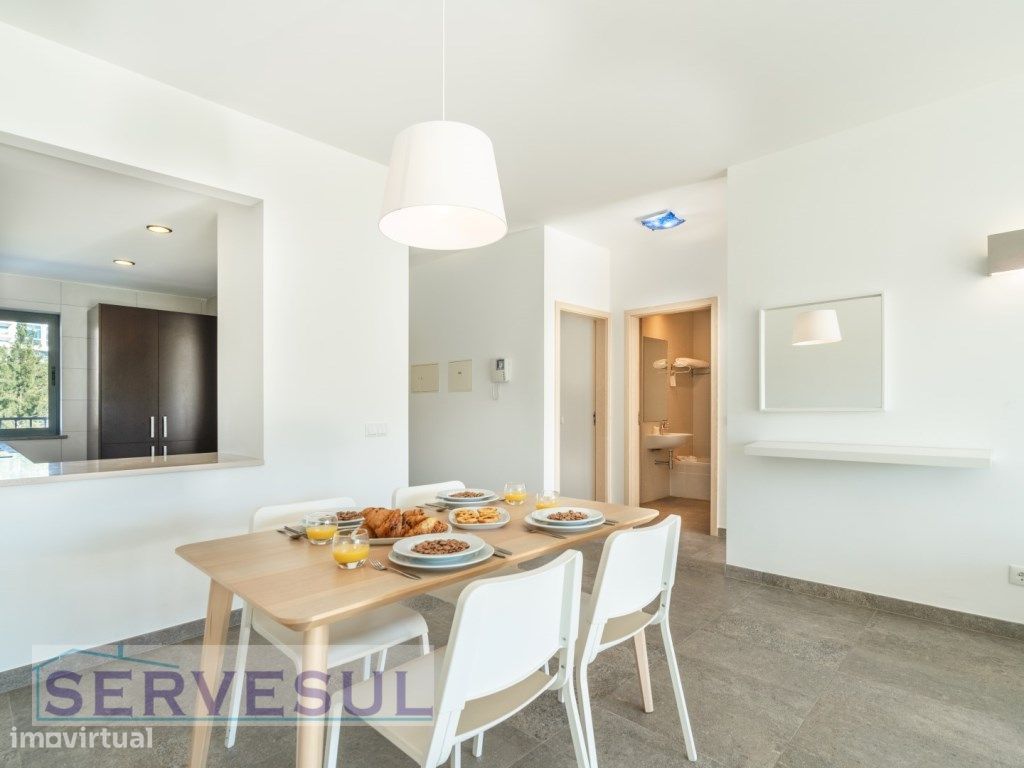 Apartamento Turístico,
Os Apartamentos, Modernos e Espaçosos, poss...