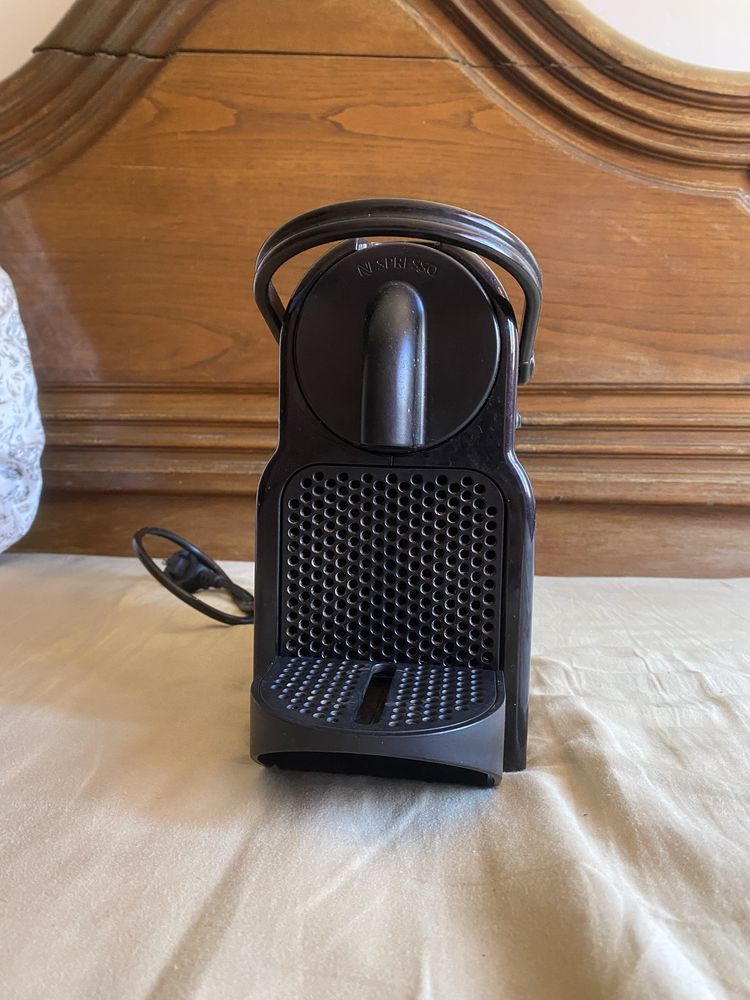 Vendo maquina de cafe NESPRESSO