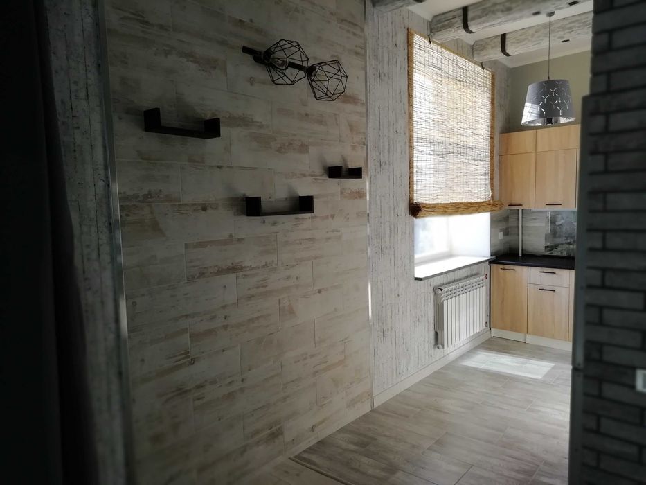 Плиточник, штукатур