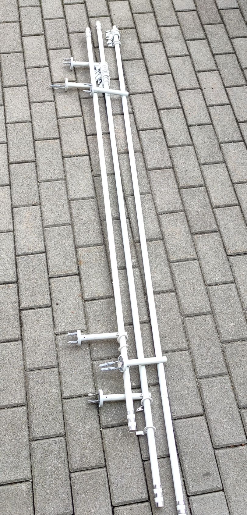 Karnisze 2 szt. (2 x 195 cm), biale + komplet żabek