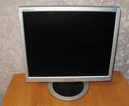 Монитор 17" Samsung  721n