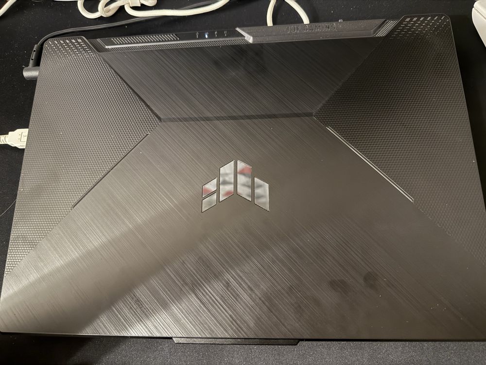 Laptop Asus F15 FX506HF