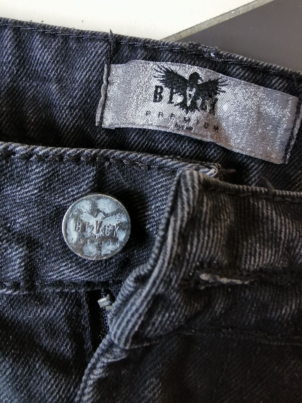 Spódnica mini Black Premium EMP sznurowana jeansowa goth rock killstar