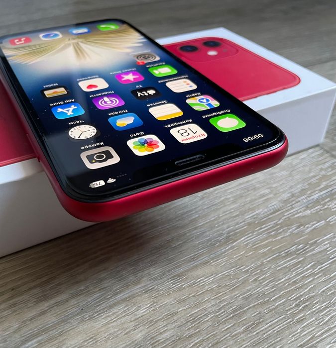 iPhone 11 128GB Red Product never lock