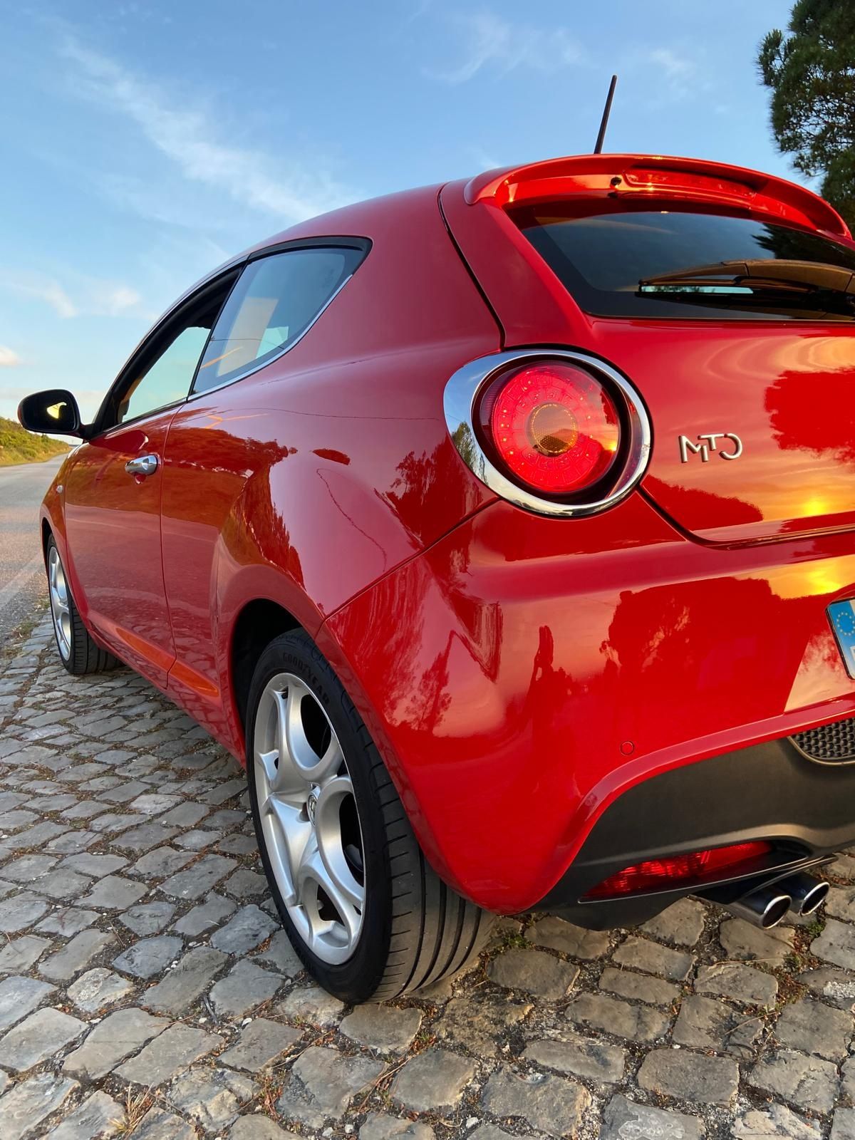 Alfa Romeo MiTo 1.4 T-Jet GPL Distinctive