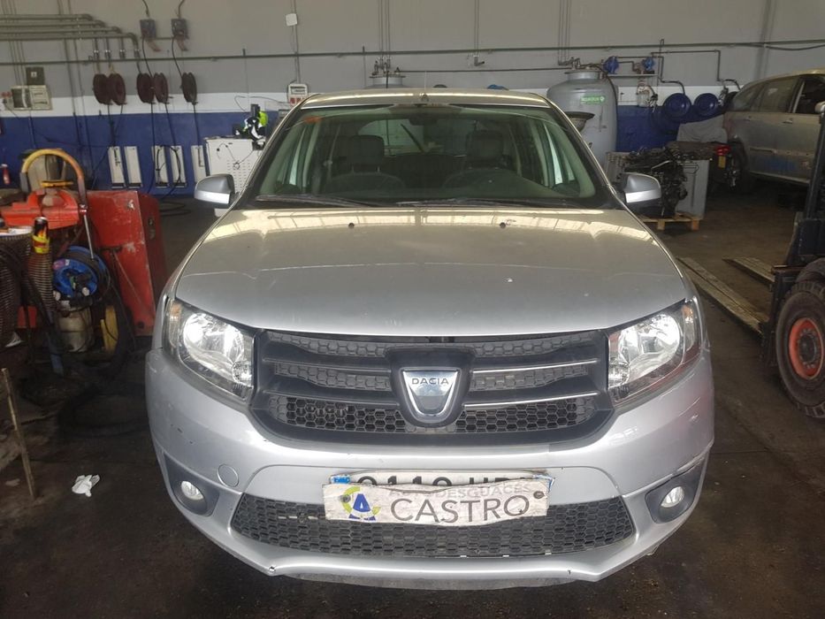 BANCOS TRASEIROS DACIA SANDERO II