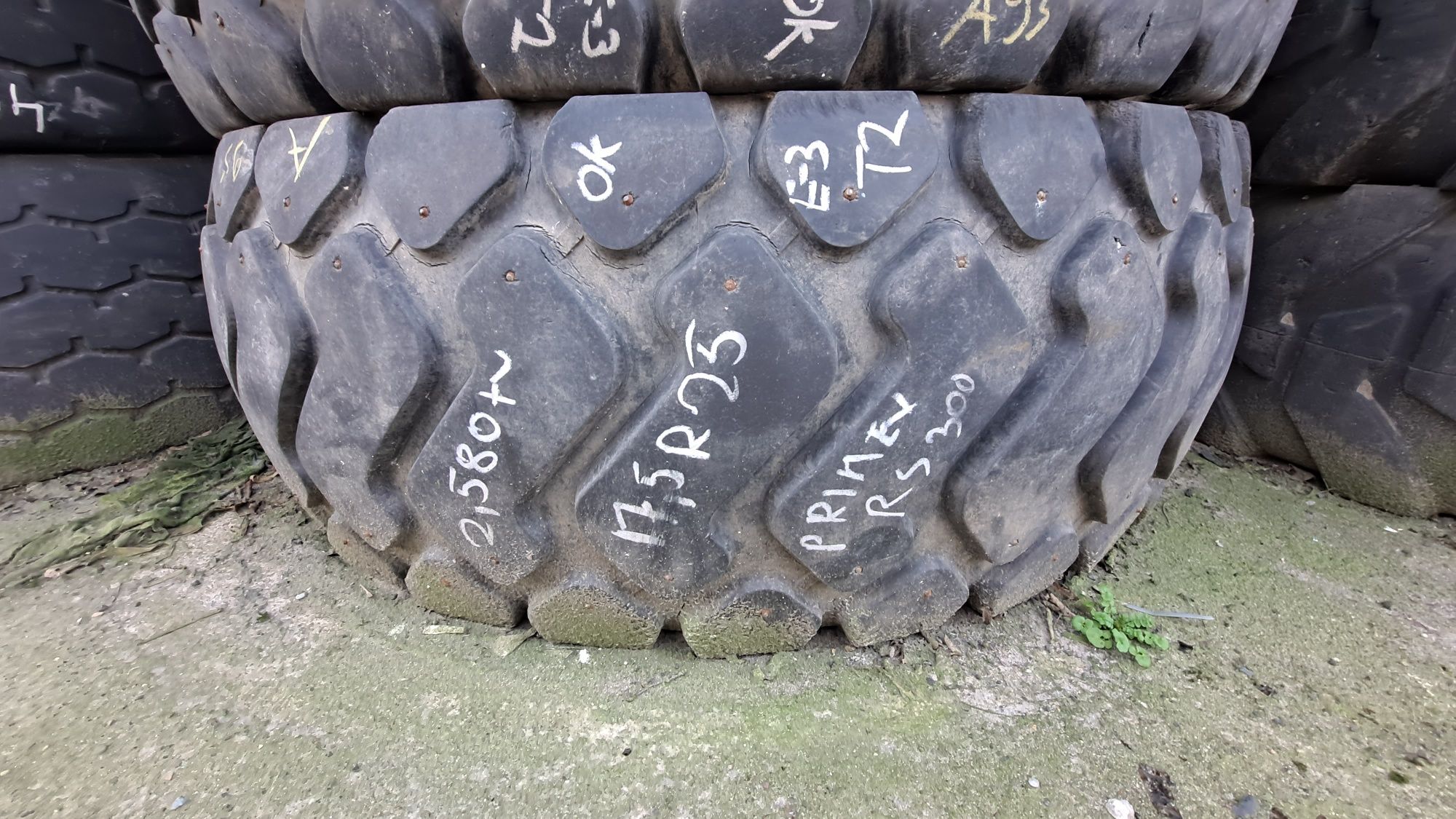 Para bez napraw 17.5R25 Primex