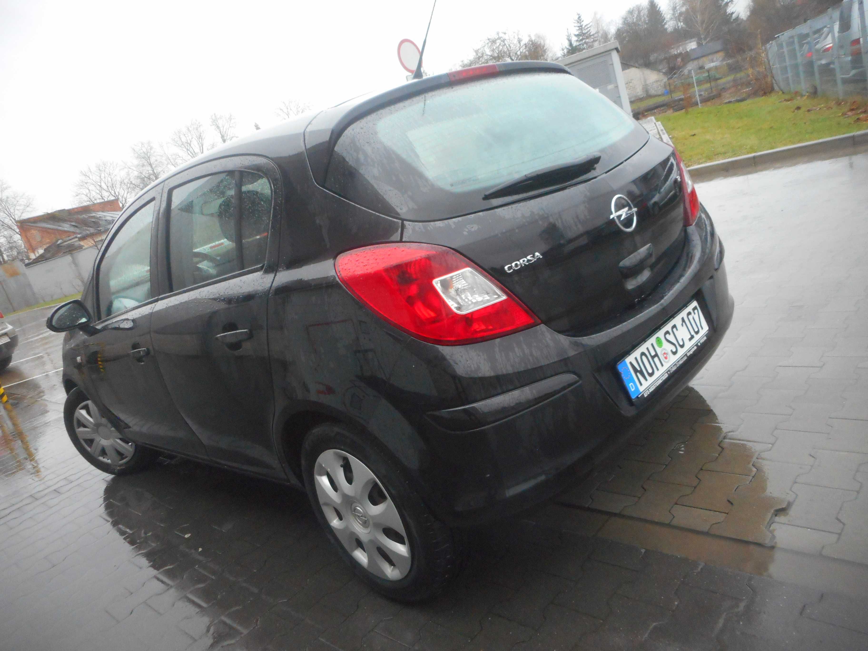 Opel Corsa 1,2 16V 80 KM z Niemiec, zadbany, niski przebieg!