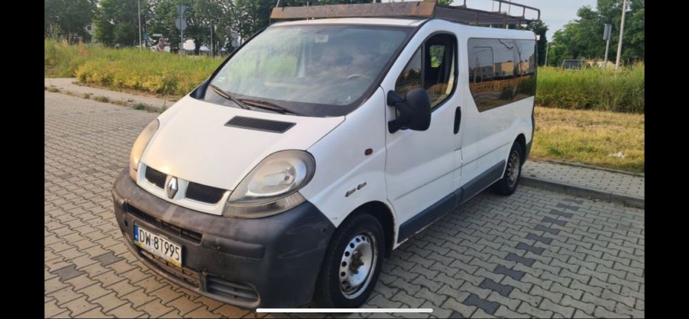 Renault Trafic 9 osobowy Jezdzi