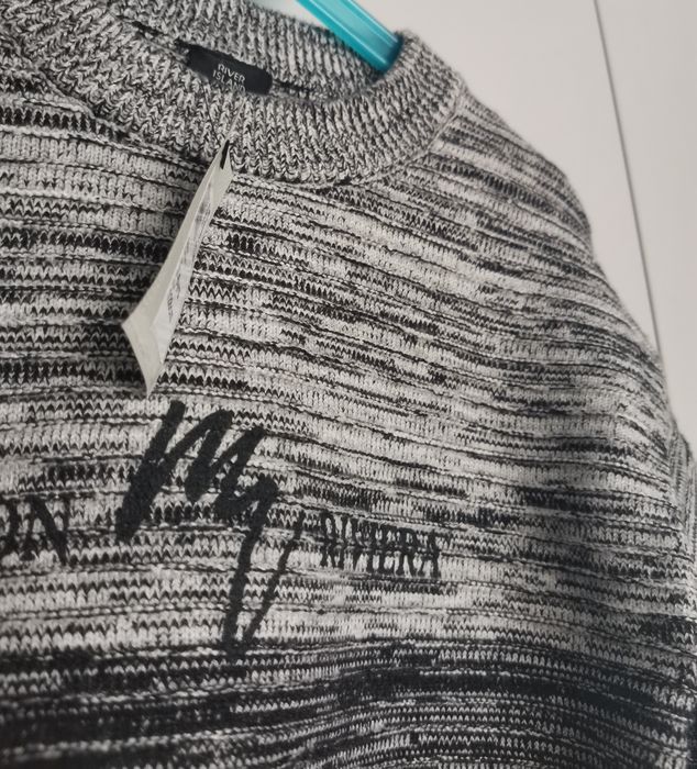 Szary elegancki sweter dla chłopca 128 river island
