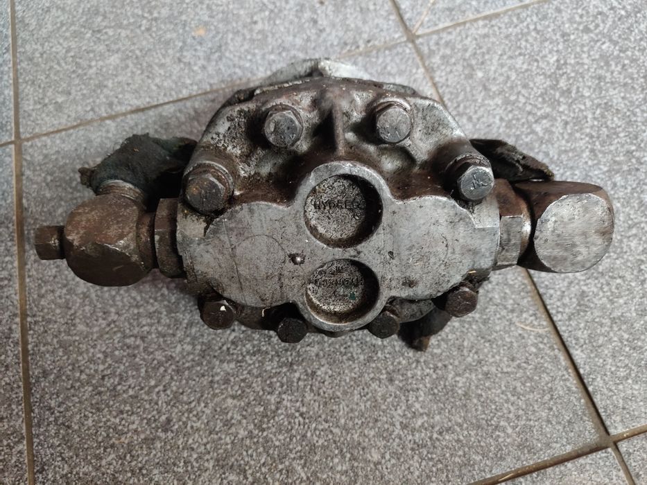 Wózek widłowy Bułgar rozdzielacz,pompa wspomagania