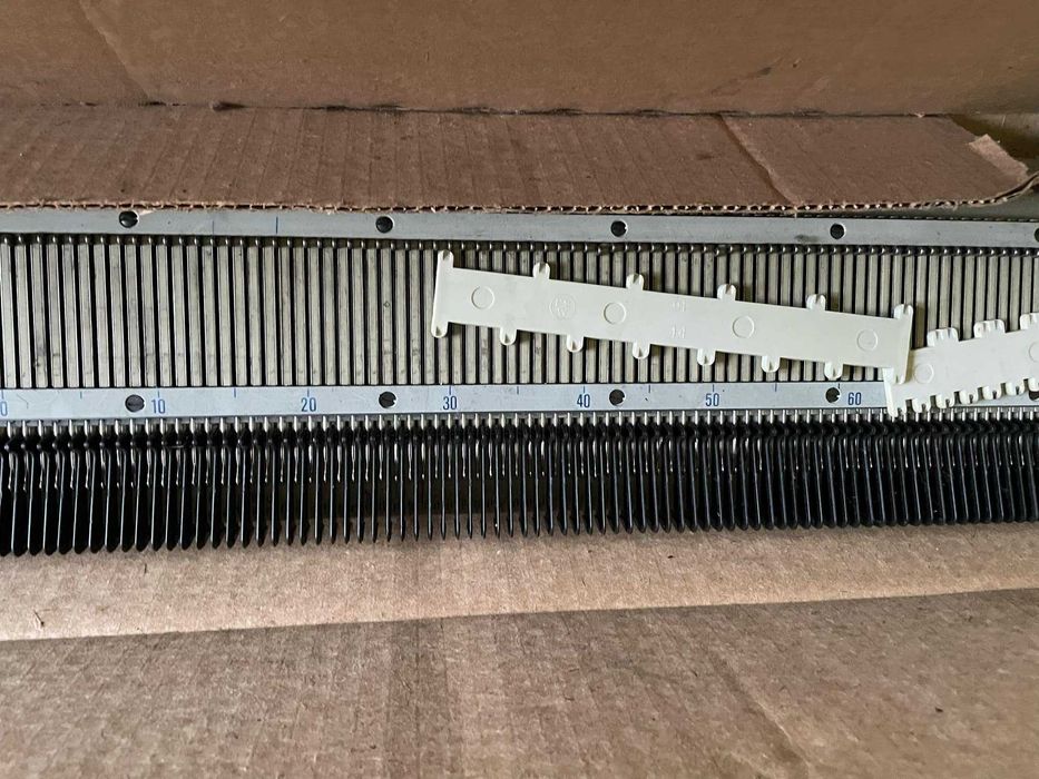 Maszyna dziewiarska PRL MODA MD22