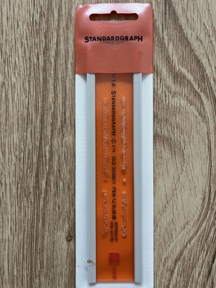 Zestaw szablonów do pisma technicznego, zestaw krzywików