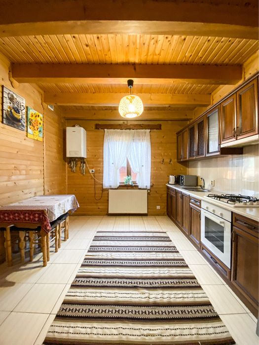 Відпочинок у м.Яремче,Карпати. Котедж - Живий камін. Світло 24/7.