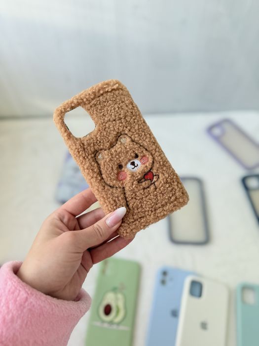 Чохли на Айфон 11