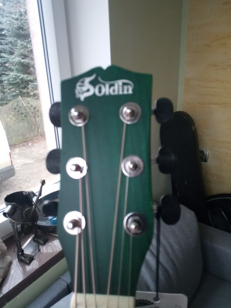Gitara akustyczna