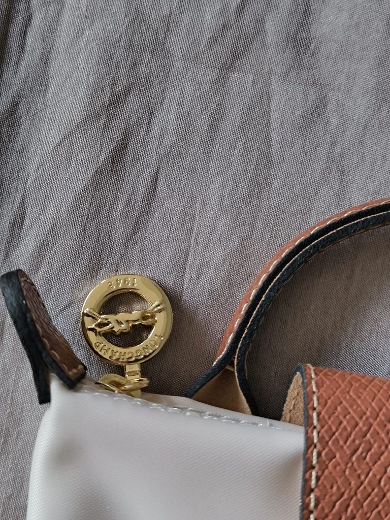 Longchamp bege tamanho xs