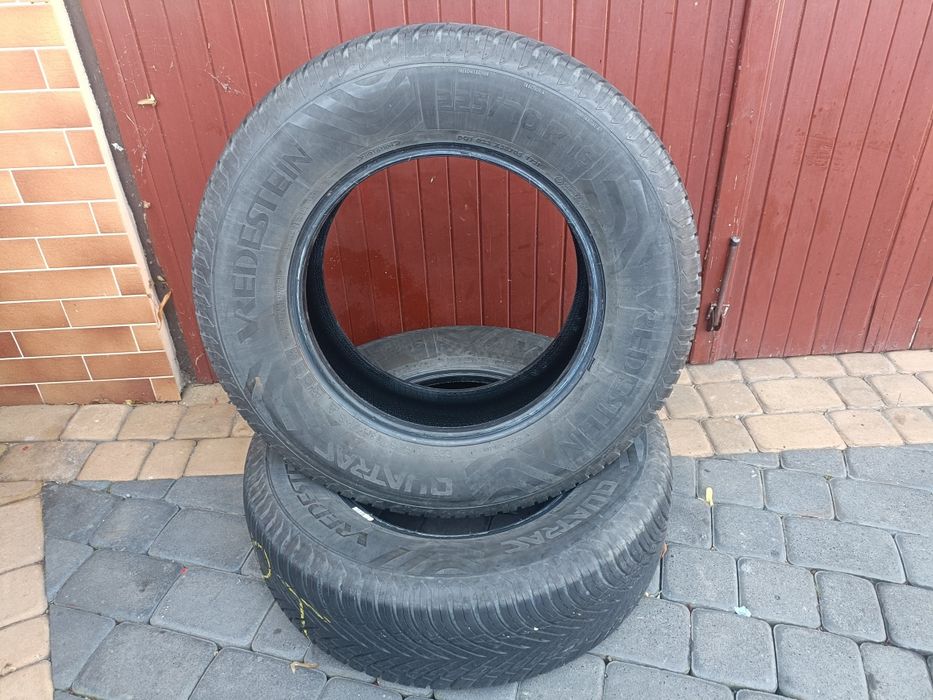 Opony zimowe 225x 70x 16 Vredestein