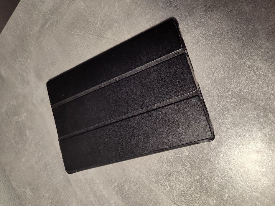 Продам планшет Galaxy Tab A8 з клавіатурою та мишкою