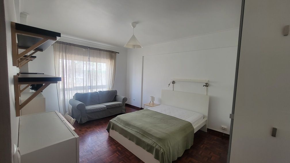 Quarto individual para senhoras