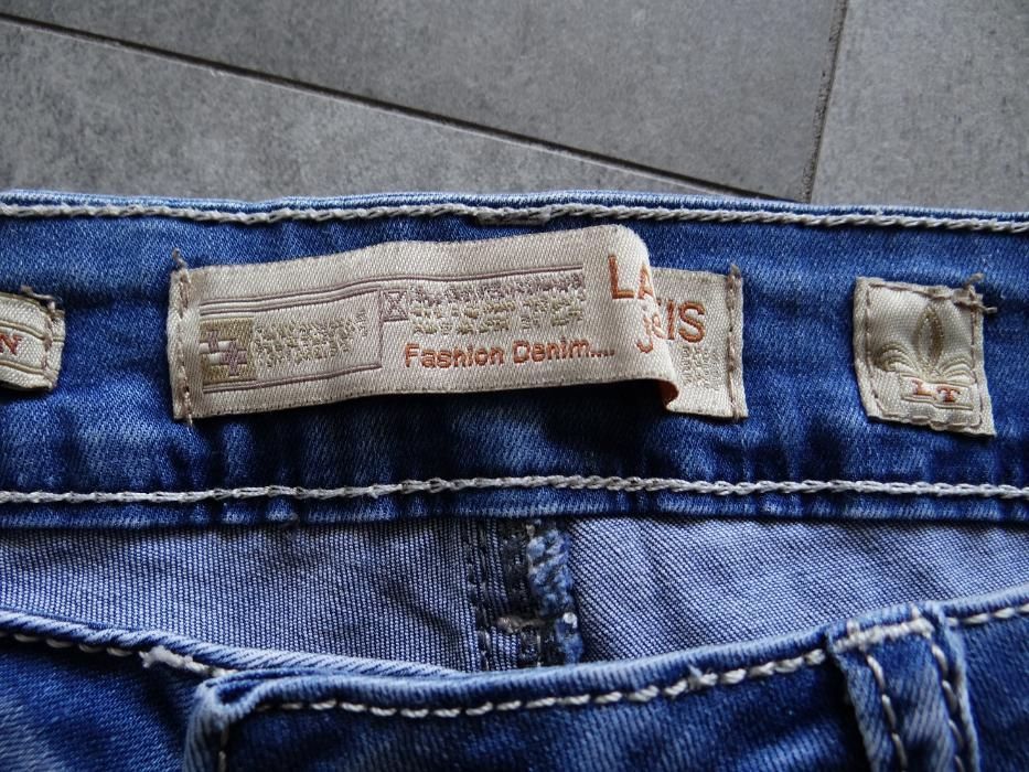 NOWE krótkie spodenki jeansowe Zara z r.S