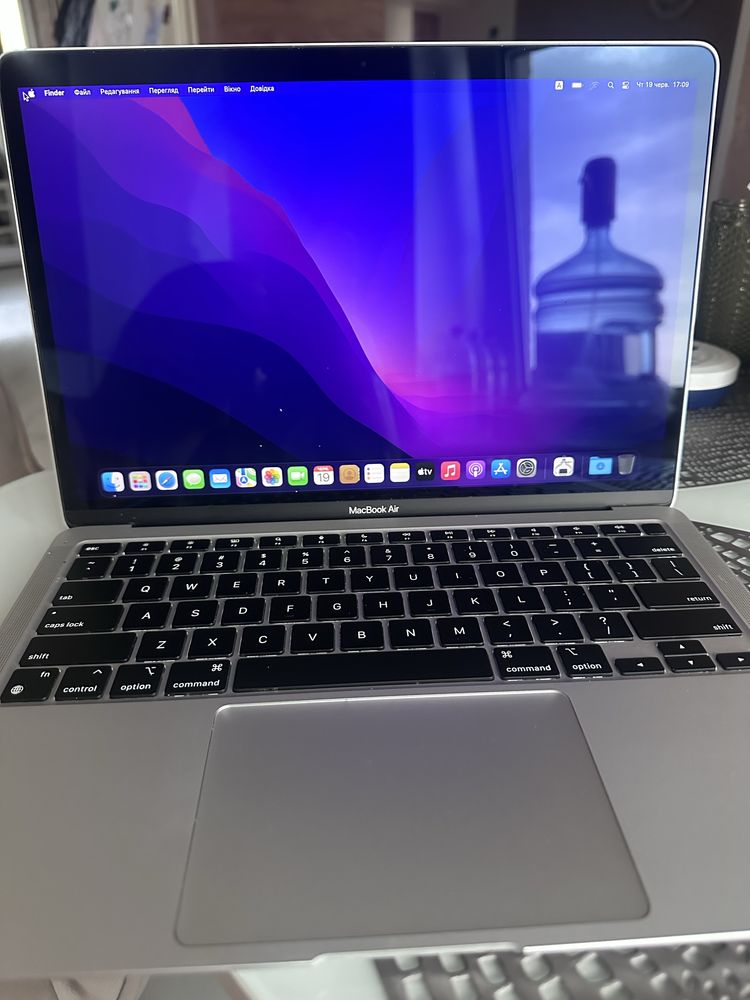 MacBook air M1 13