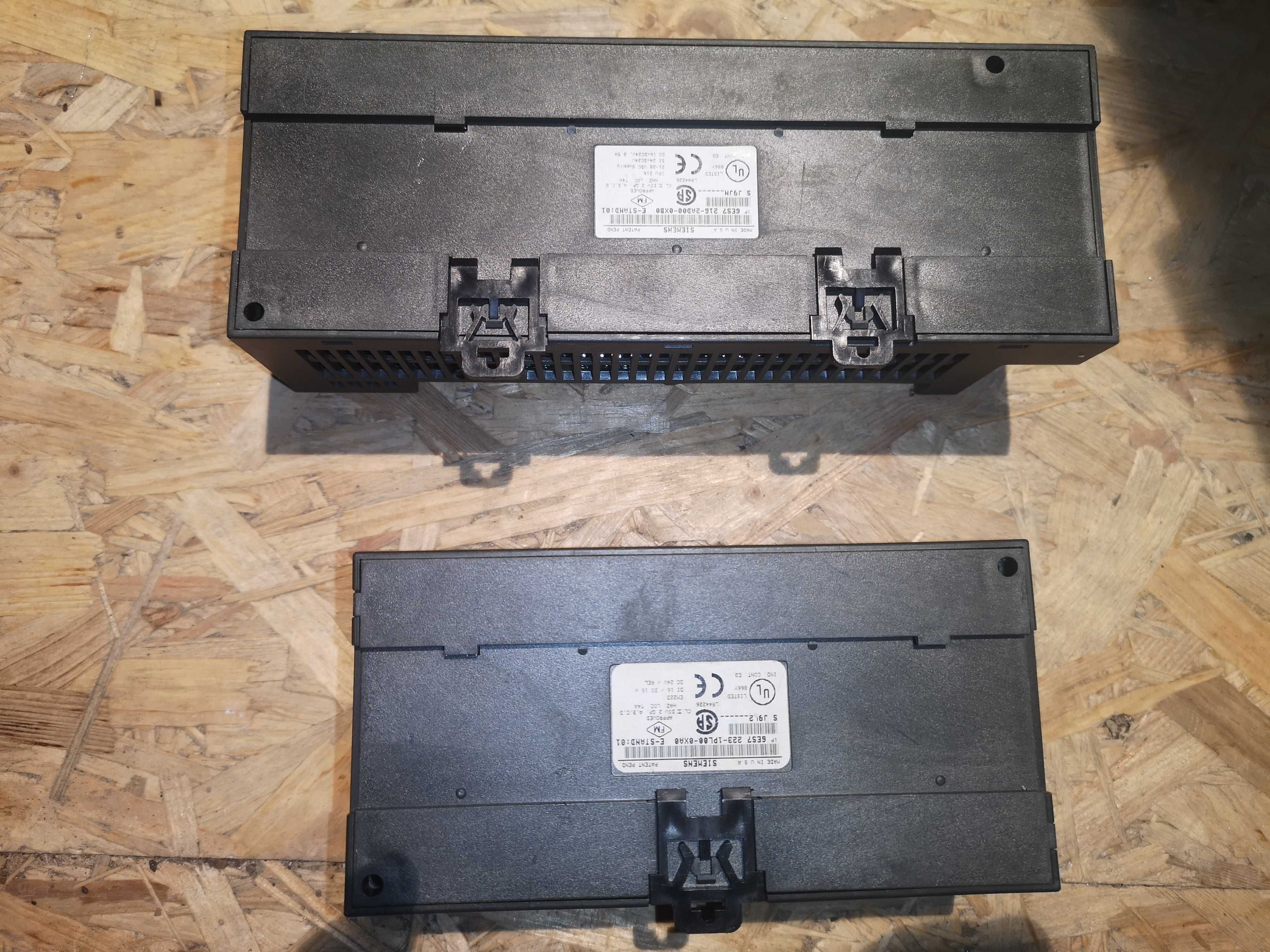 Sterownik s7-200 CPU 216 + karty 6ES7 216-2AD00 223-1PL00 231-0HC22