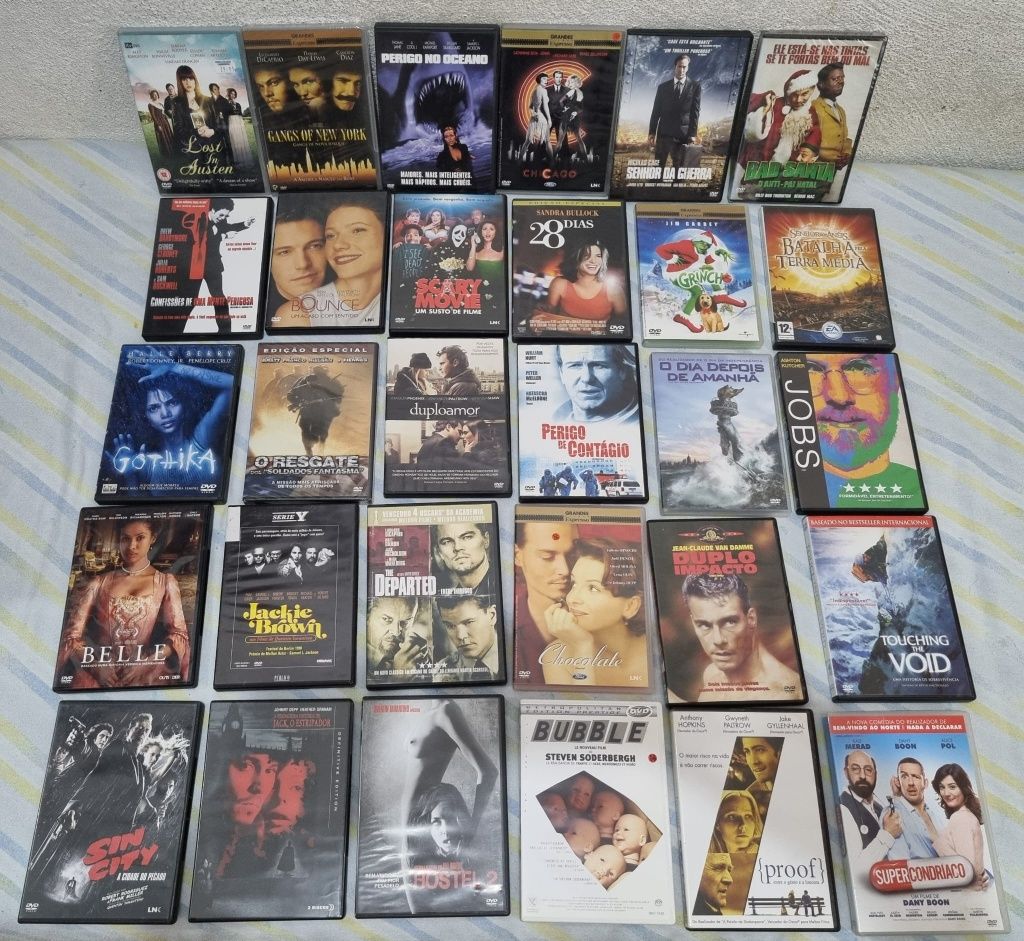 Lote 55 DVDS vários ver todas fotos