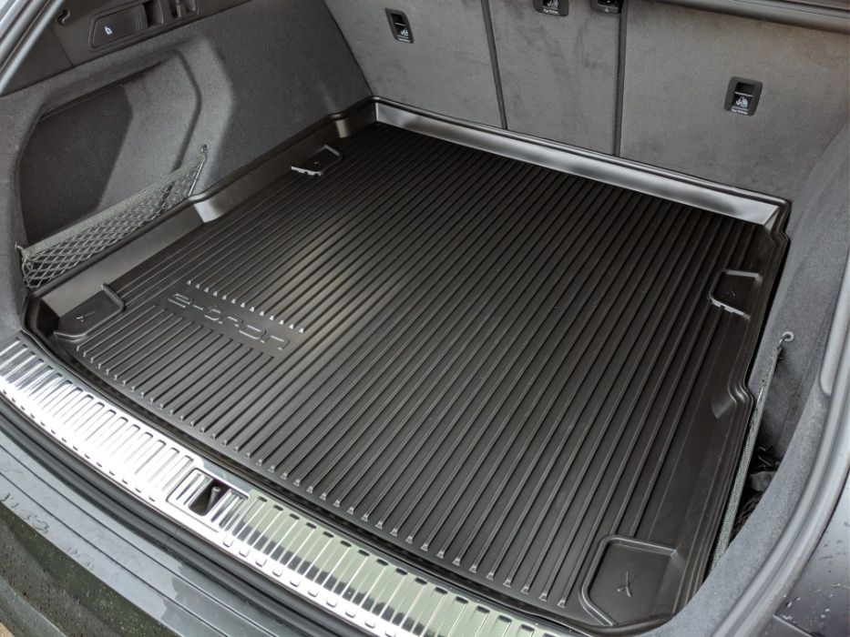 Коврик в багажник Audi Q3 Q5 Q6 Q7 Q8 A8 A7 A6 A5 A4 e-tron Оригінал