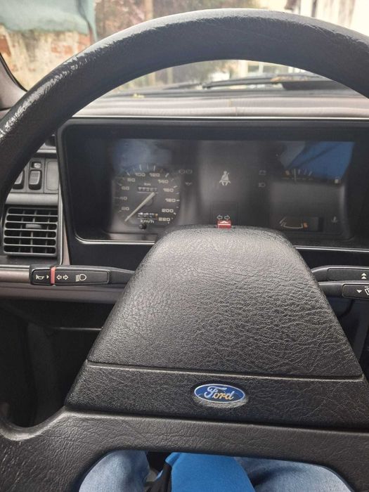 Ford Sierra 1.6 GL