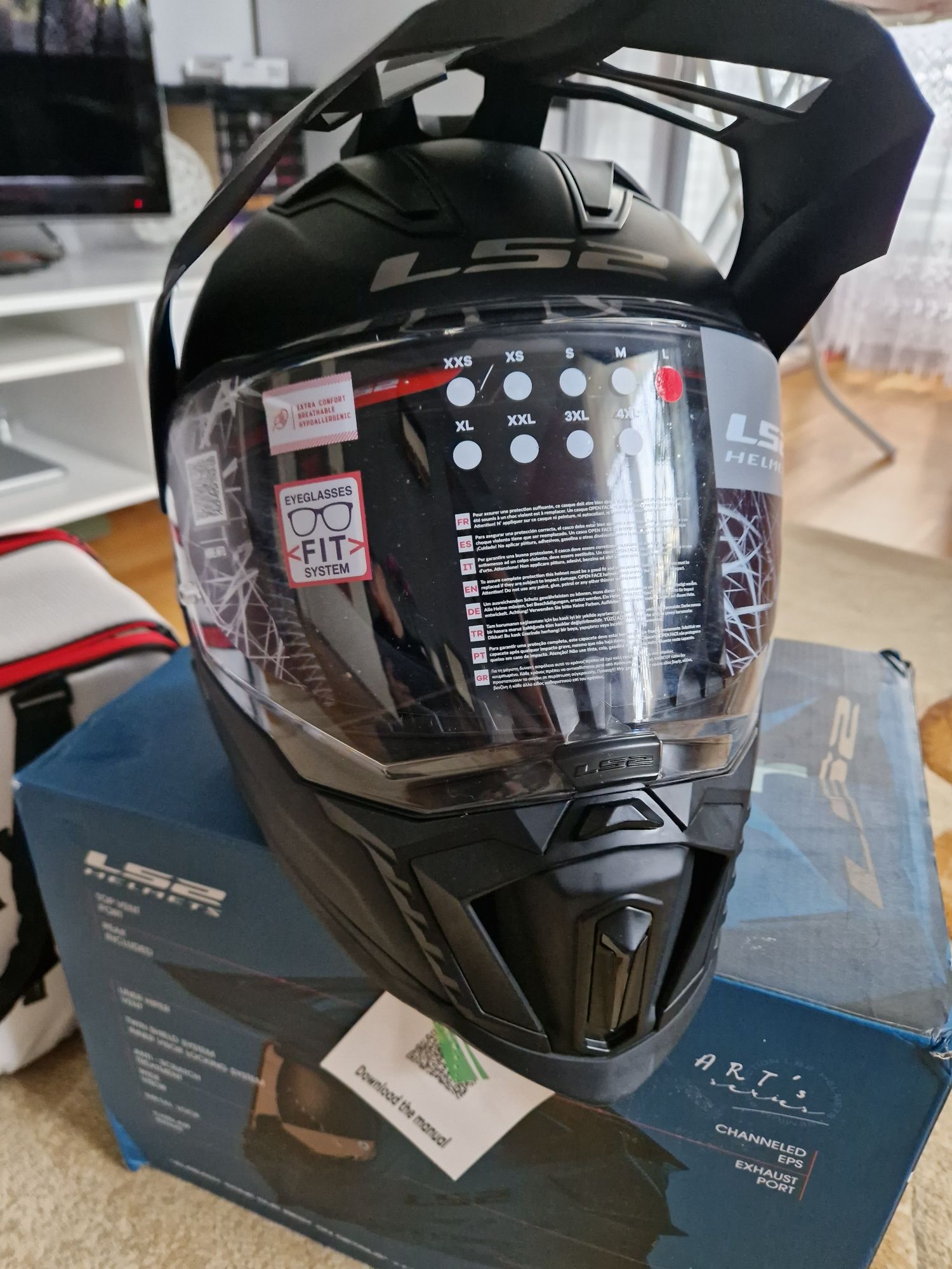 Kask motocyklowy BLACK EXPLLORER MX701 LS2 roz. L