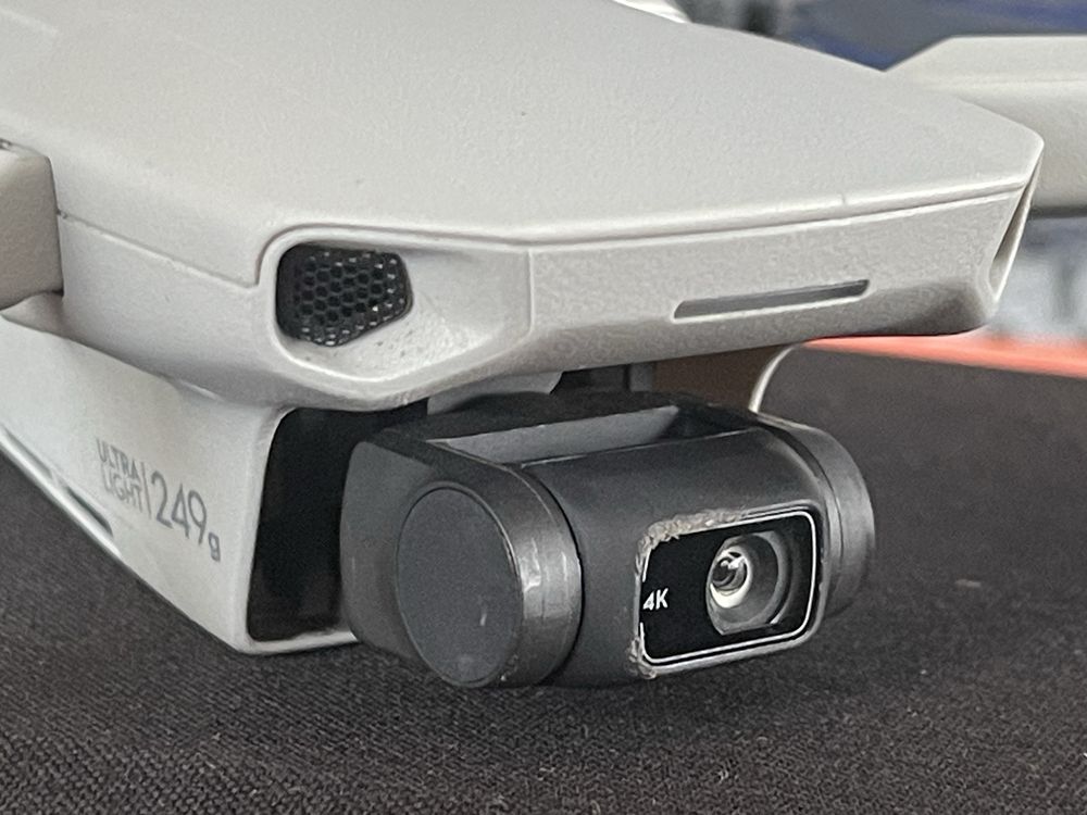Dron dji 2 mini