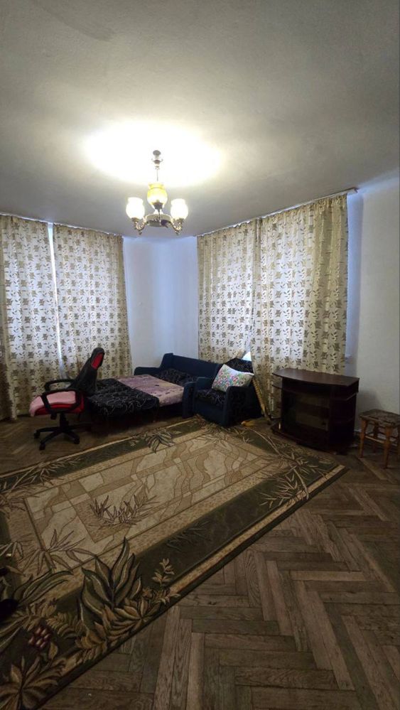Продаж будинку в Зубрі