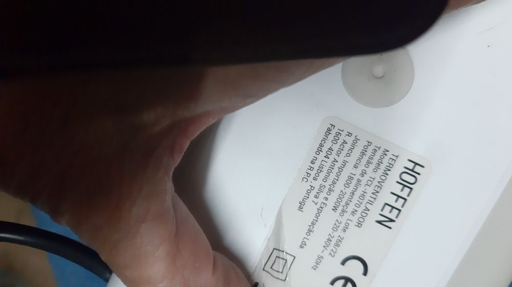 2 aquecedores ventiladores a funcionarem muito bem