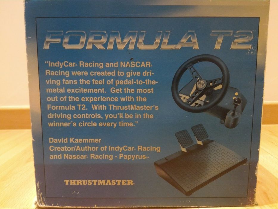 Volante Thrustmaster T2