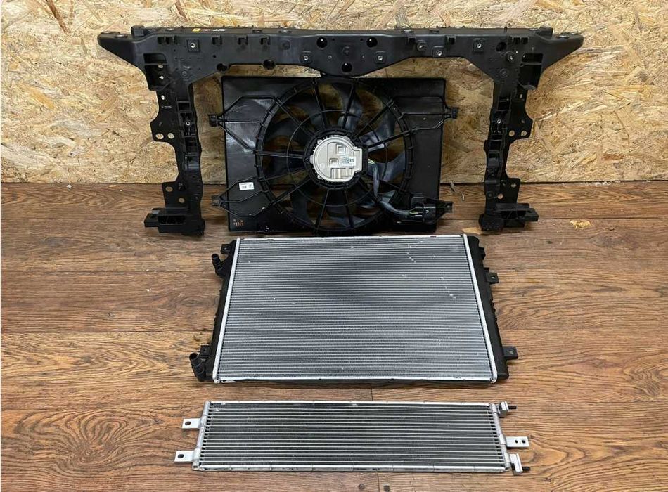 Панель передня KIA NIRO I