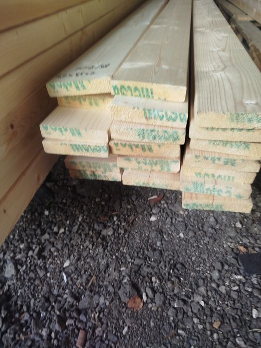 Drewno konstrukcyjne, kantówki,deski strugane