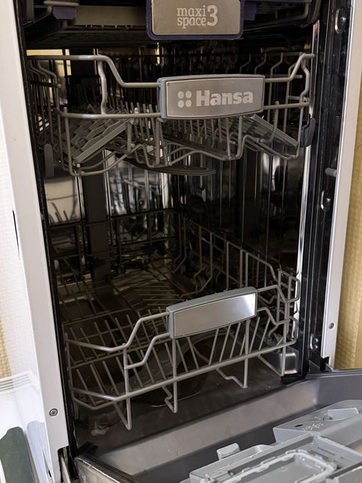 Посудомийна машина Hansa zim636eh