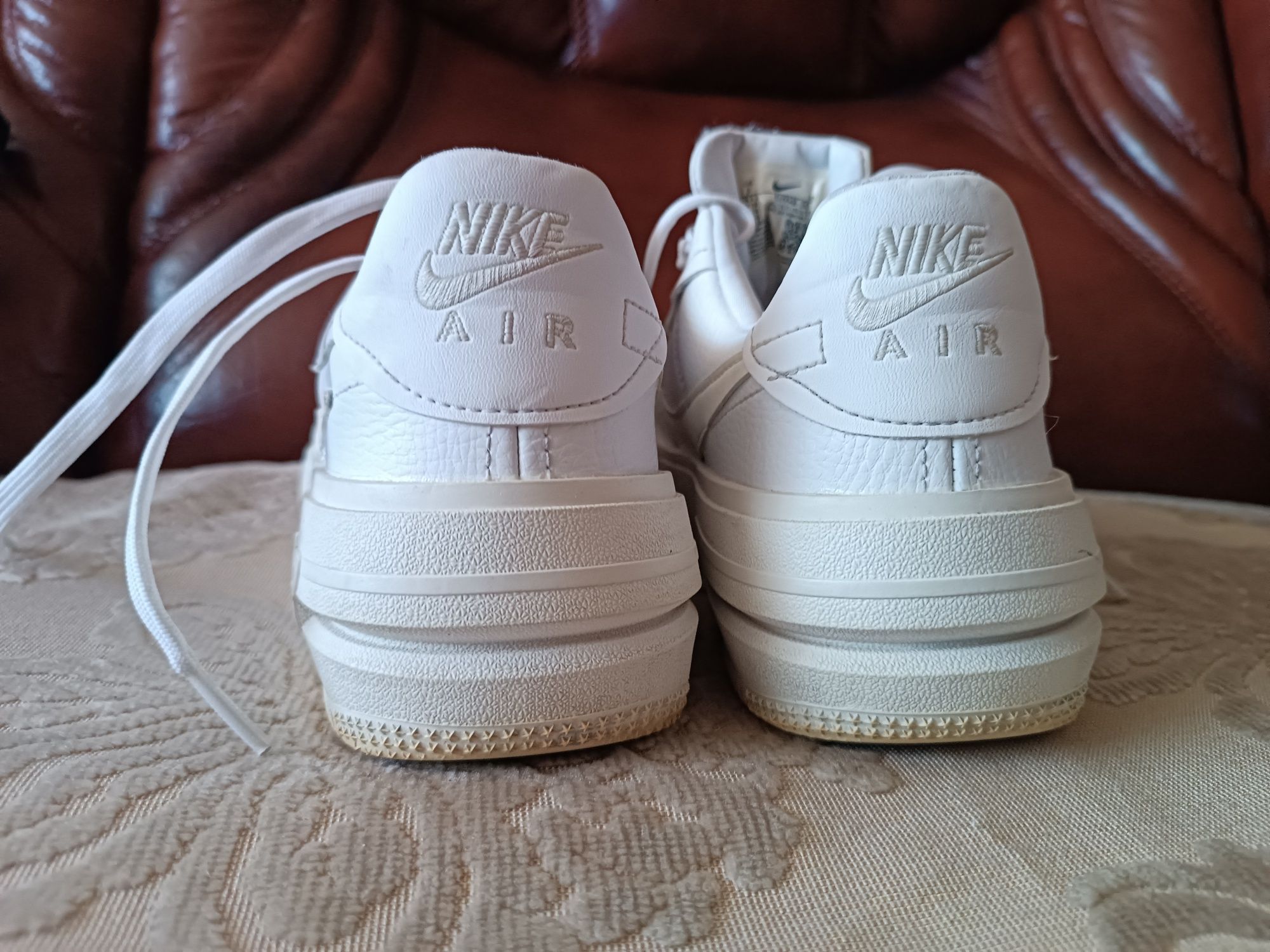 Продаються Nike Air Force