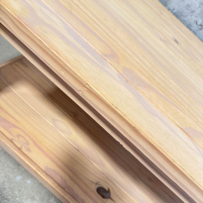 Stolik IKEA Rekarne – drewno bielone