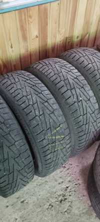 4 автошины Roadstone зима R18