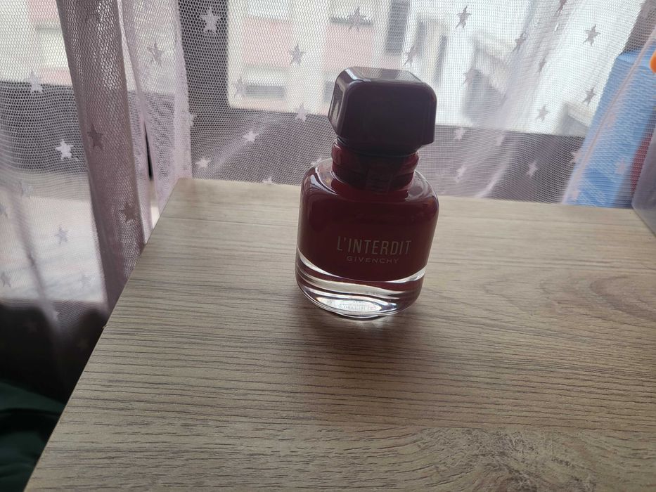 Perfume Givenchy l interdit Rouge